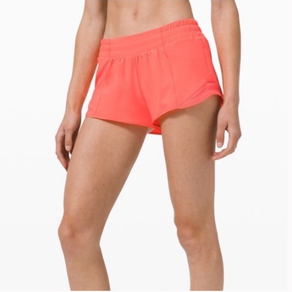 Lululemon Hotty hot shorts LR 2.5" lined - Picture 1 of 6